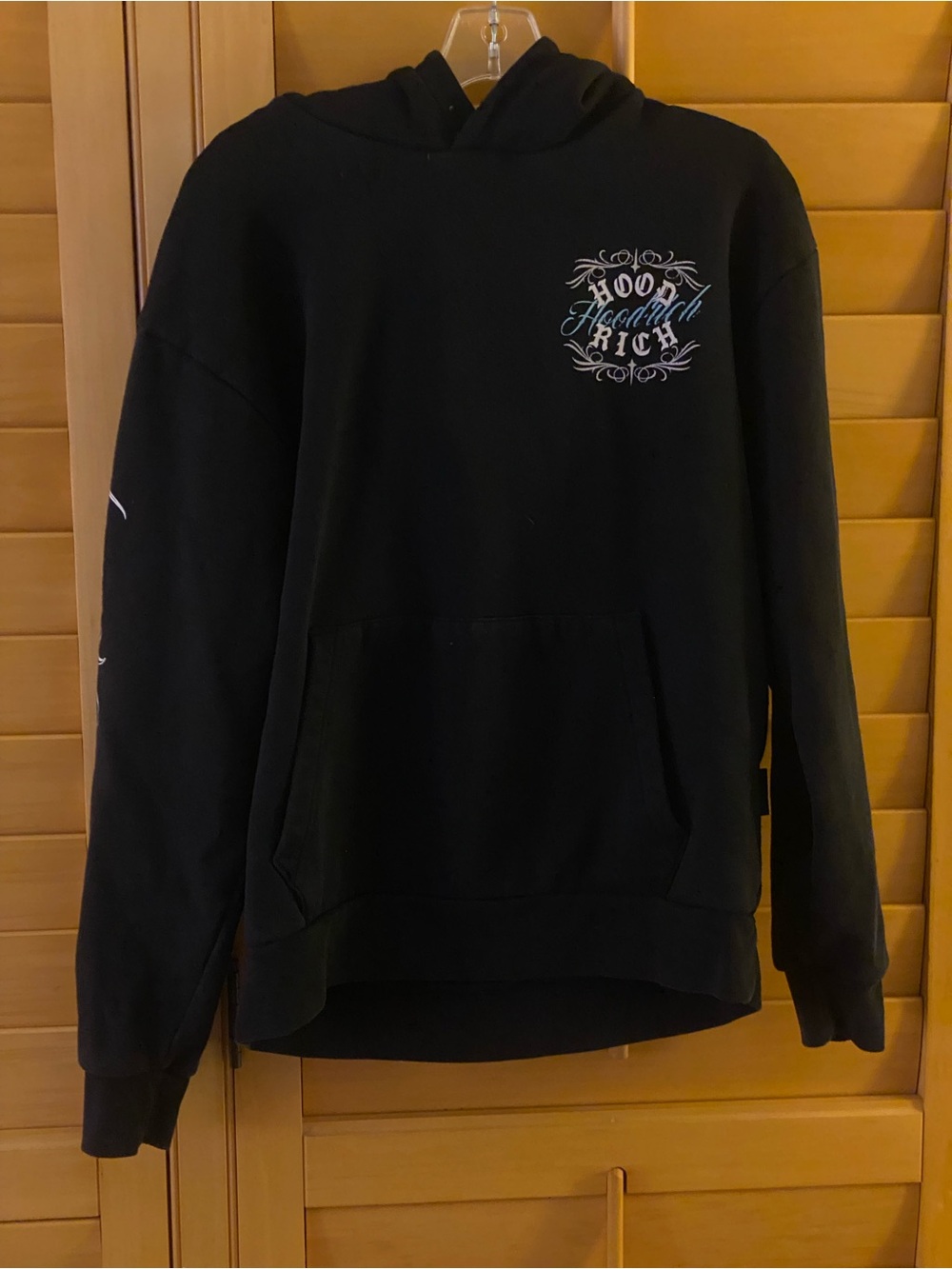 Hoodrich Men's Rite V2 Fleece Pullover Hoodie Black Gothic Chest Logo Size M